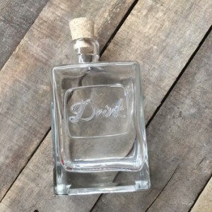 China 250 ml Bulk square shape vodka liquor glass bottle Manufacturer and Company | QLT