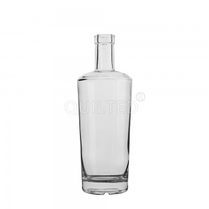 China 700 ml Round Clear Liquor GLass Vodka Bottle Manufacturer and Company | QLT