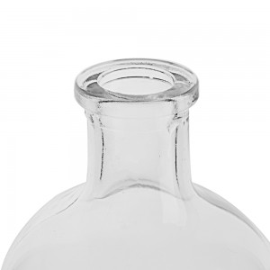 China 700 ml round liquor glass bottle Manufacturer and Company | QLT