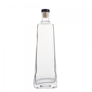 Design clear glass 700 ml liquor bottle with cork