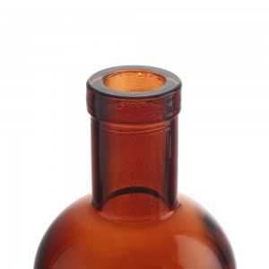 China 500 ml amber liquor glass bottle with cover Manufacturer and Company | QLT