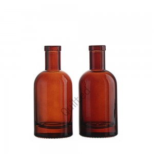 China 500 ml amber liquor glass bottle with cover Manufacturer and Company | QLT