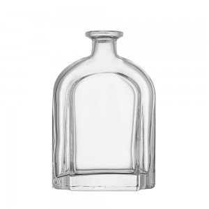 700 ml flat shape liquor glass bottle