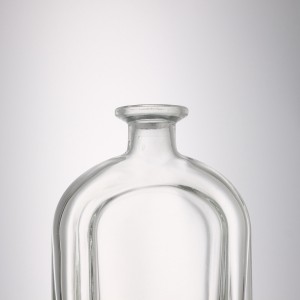 China 700 ml flat shape liquor glass bottle Manufacturer and Company | QLT