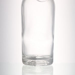 China 700 liquor logo glass bottle with cork Manufacturer and Company | QLT