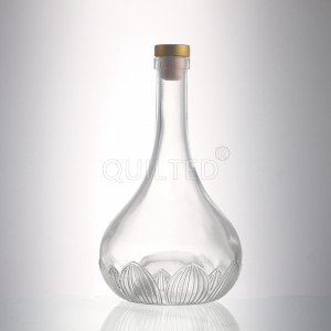 China 500 ml unique shape liquor glass whsiky bottle Manufacturer and Company | QLT