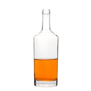 China 700ml Clear Glass Liquor Decanters Manufacturer and Company | QLT