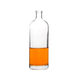 China China Wholesale 750ml Clear Glass Liquor Bottles Manufacturer and Company | QLT