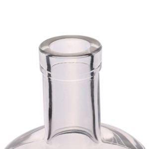 China 700ml Custom Clear Fancy Glass Tequila Bottles Manufacturer and Company | QLT