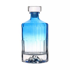 China 500 ml Gradient round shape liquor glass vodka bottle Manufacturer and Company | QLT