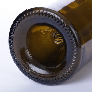 China Direct Sale Screw Cap 750Ml Glass Wine Bottles Manufacturer and Company | QLT